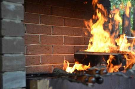 Зона барбекю и территория